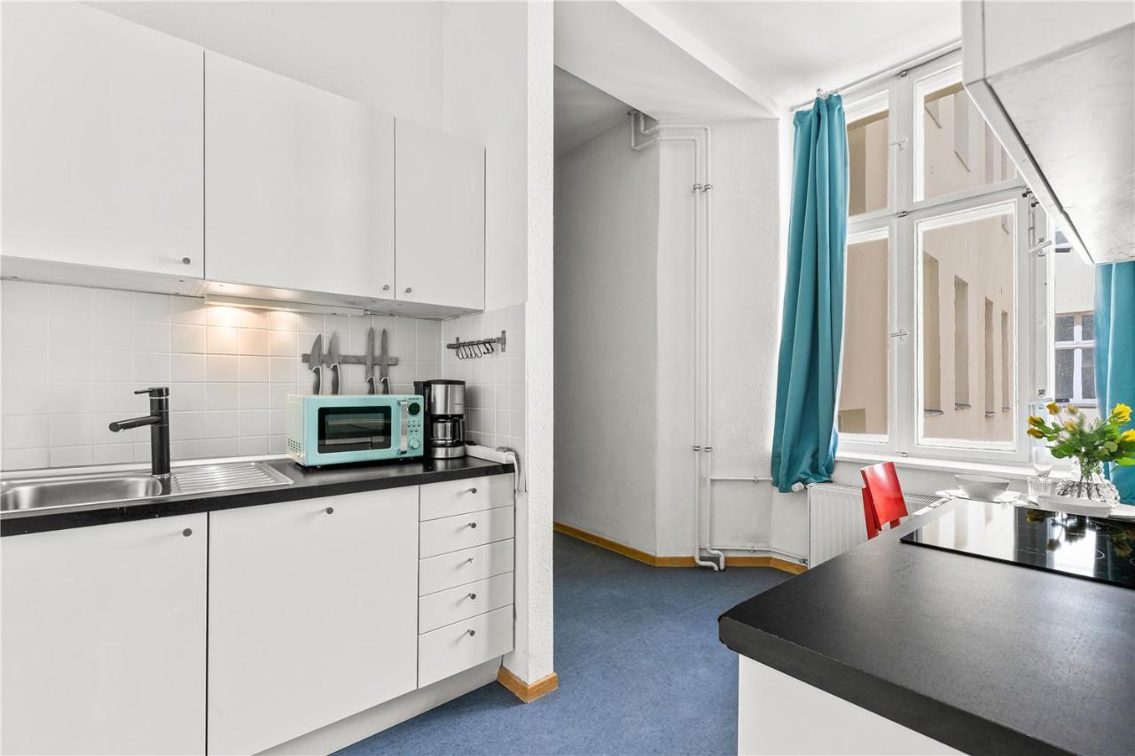 Holiday 33 Apartments Efg Schoenhauser Allee Mit Balkon Berlin Exterior foto