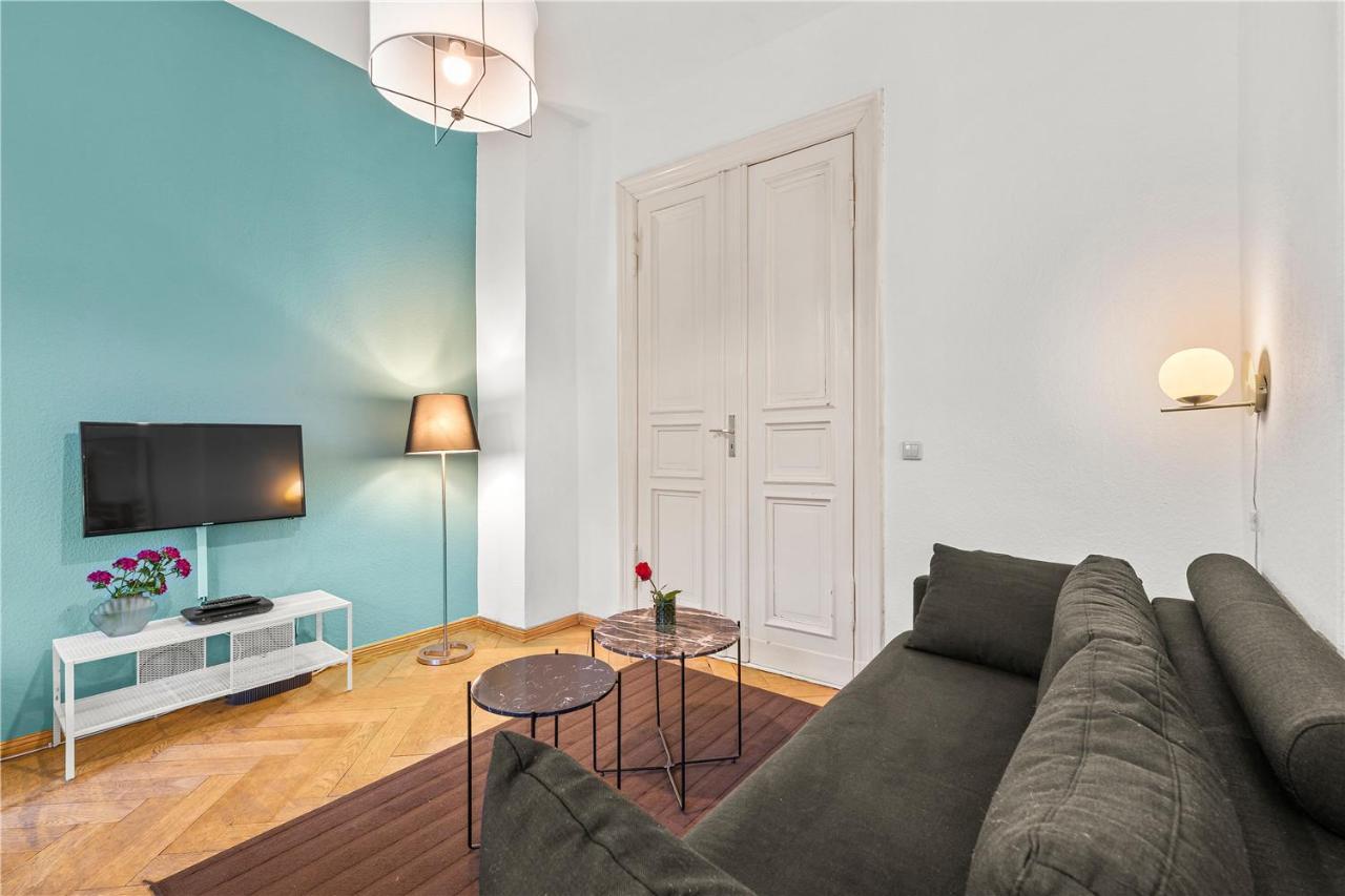 Holiday 33 Apartments Efg Schoenhauser Allee Mit Balkon Berlin Exterior foto